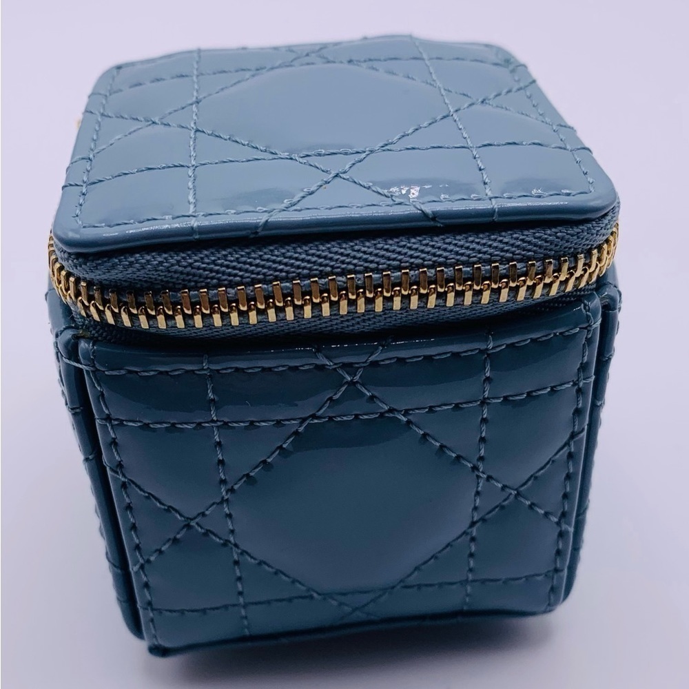 Christian Dior Micro Lady Dior Vanity Case - Picture 2 of 10